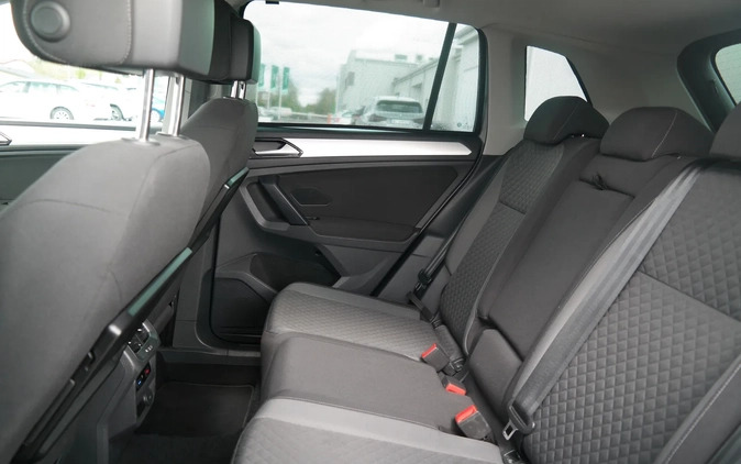 Volkswagen Tiguan cena 79900 przebieg: 101344, rok produkcji 2016 z Twardogóra małe 562